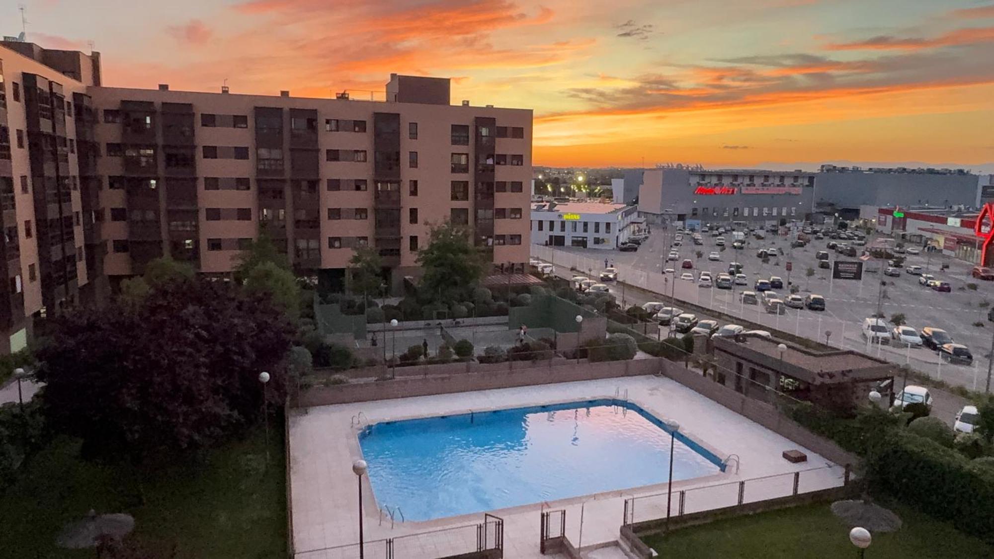 Deyanira Suite, Aeropuerto, Ifema * Madrid